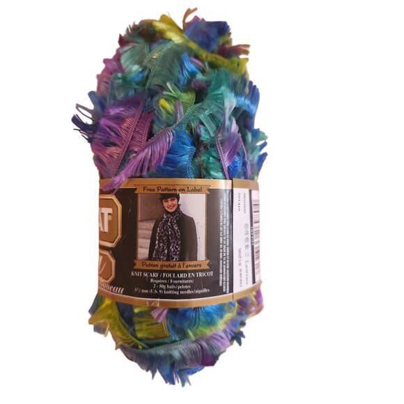 Bernat Boa Yarn Exotic 100% Polyester Eyelash 4 Skeins 50g Each Toucan - Picture 5 of 5